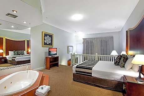 Suite with Spa Bath