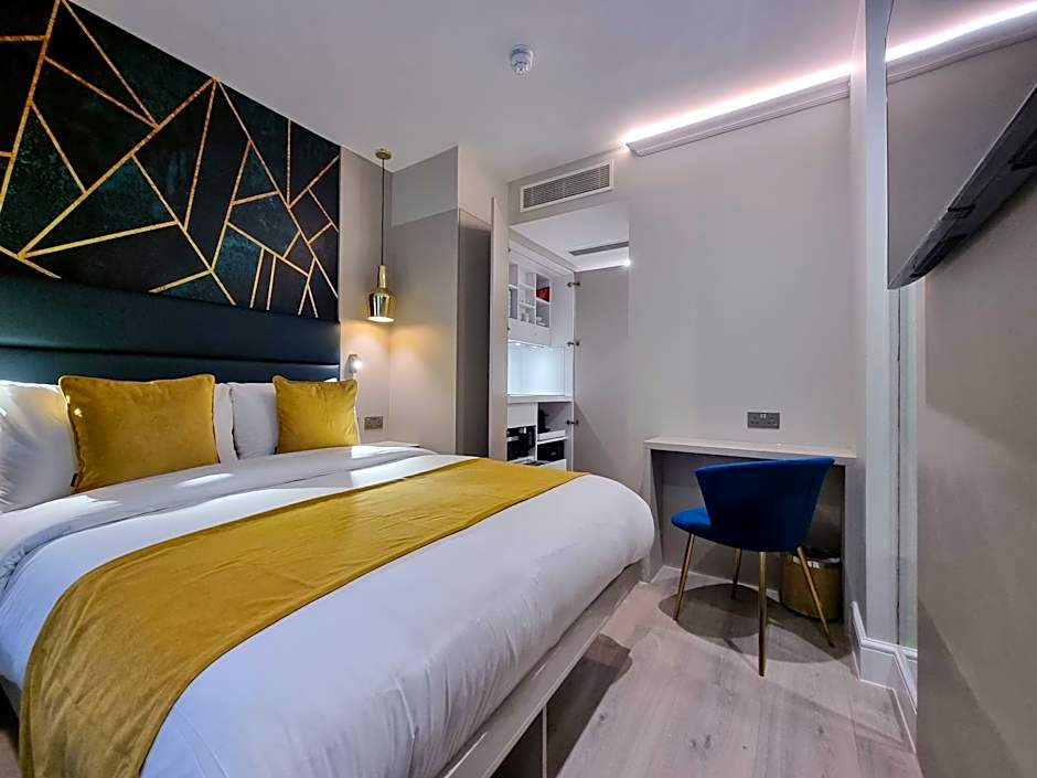 NOX Kensington Gardens