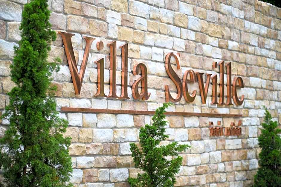 Villa Seville