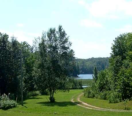 Queen Suite with Pool View