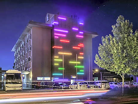 Mercure Albury