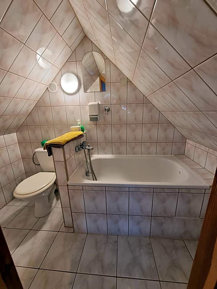 Karczma Regionalna Młyn -pokoje gościne