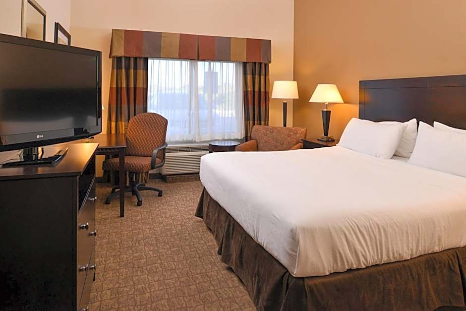Holiday Inn Express and Suites Wheeling By IHG
