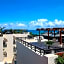 Aldea Thai by oceanfront