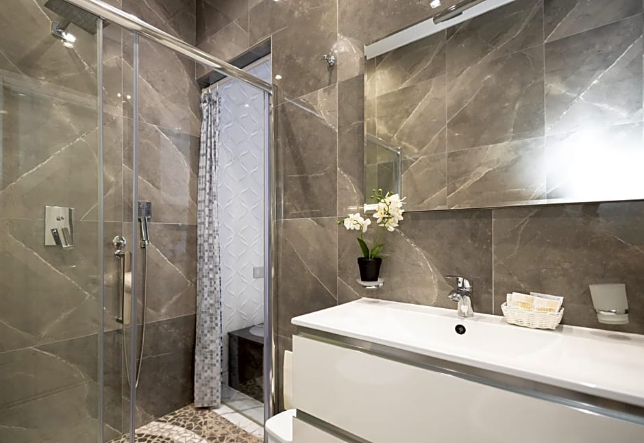 La Perla Luxury Rooms