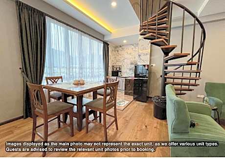 Hotel Lavie at Centrum