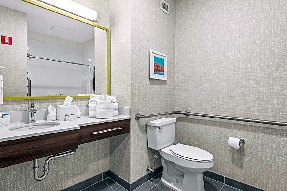 Hampton Inn By Hilton Columbus-North