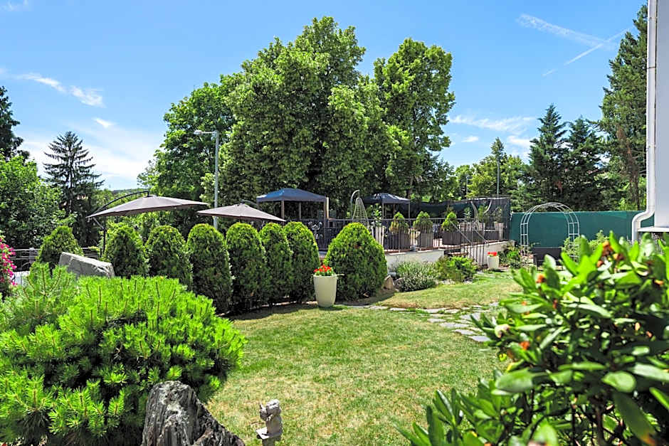 Wellness & SPA boutique Hotel pod lipkami Prague