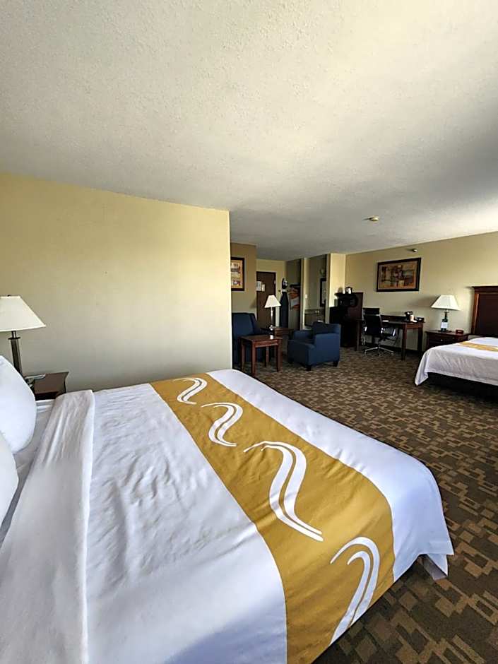 Quality Inn I-70 at Wanamaker
