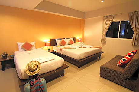 Deluxe Family Room