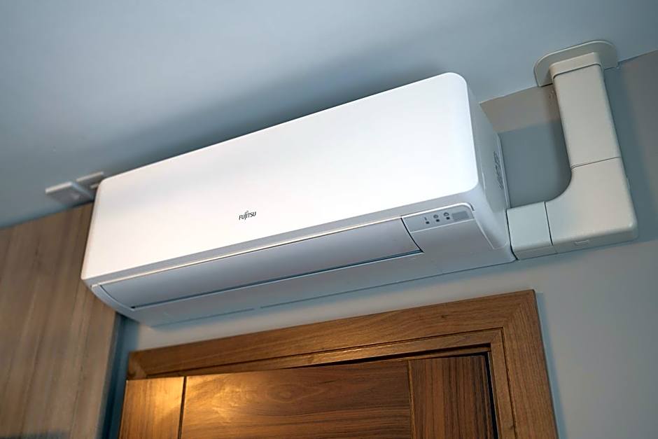 The Hyde - At Dunning's Bar