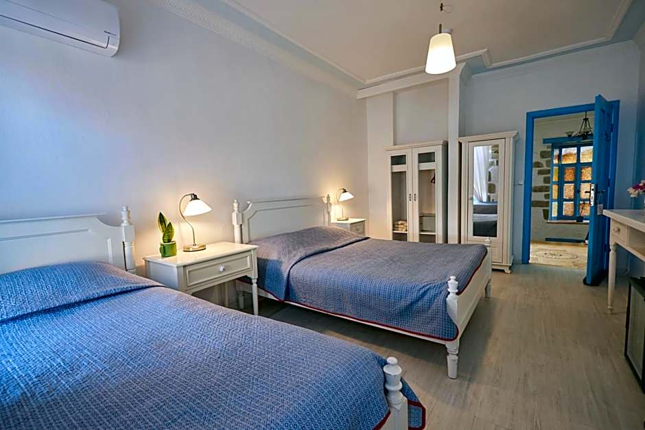 Alacati Zeytin Konak Hotel