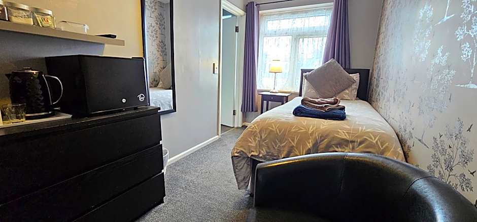 The Roslyn Guest House