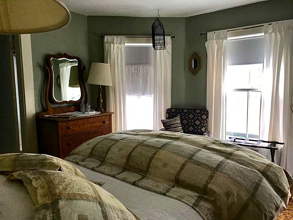 The Monadnock Inn