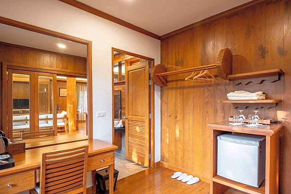 Vanasin Residence