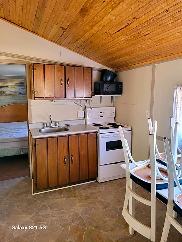 Marble Lake Lodge