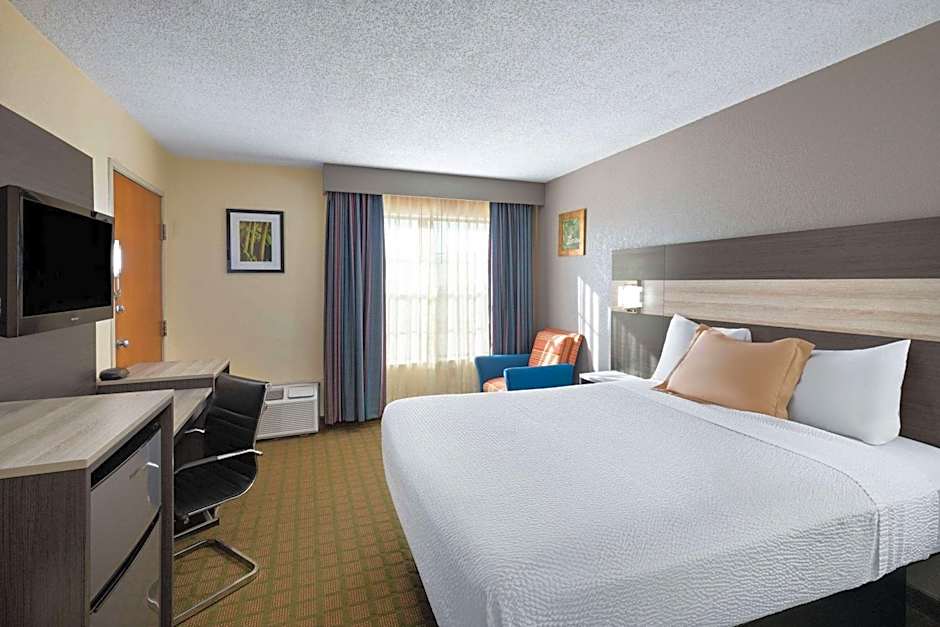 Travelodge by Wyndham Perry GA