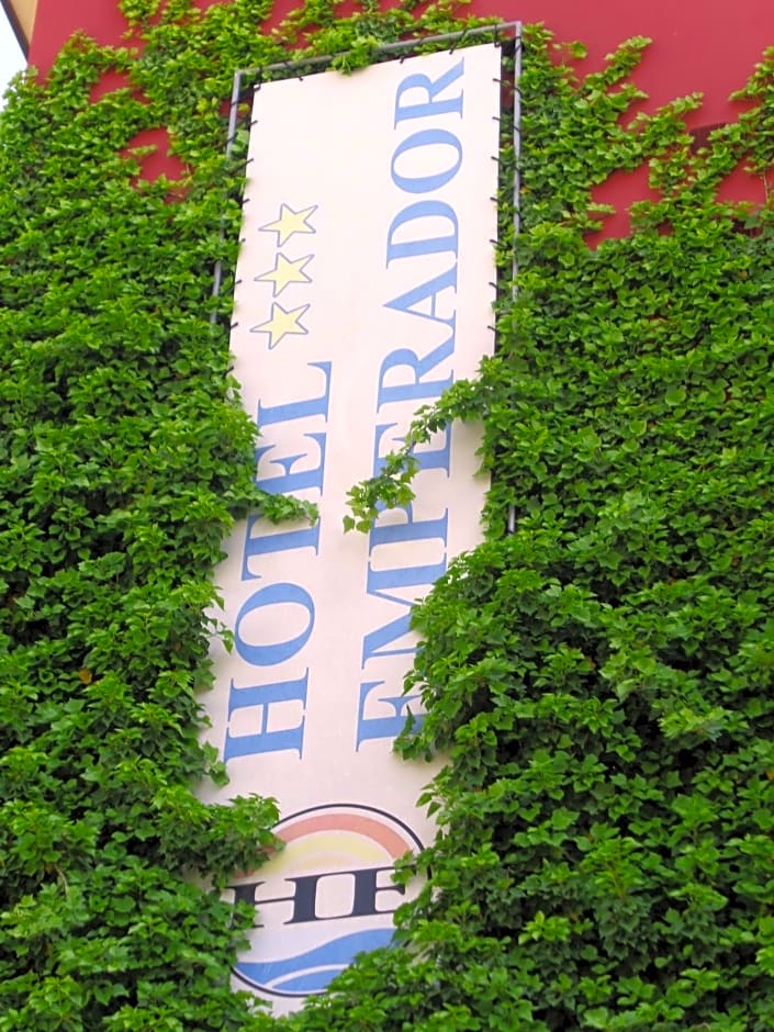 Hotel Emperador