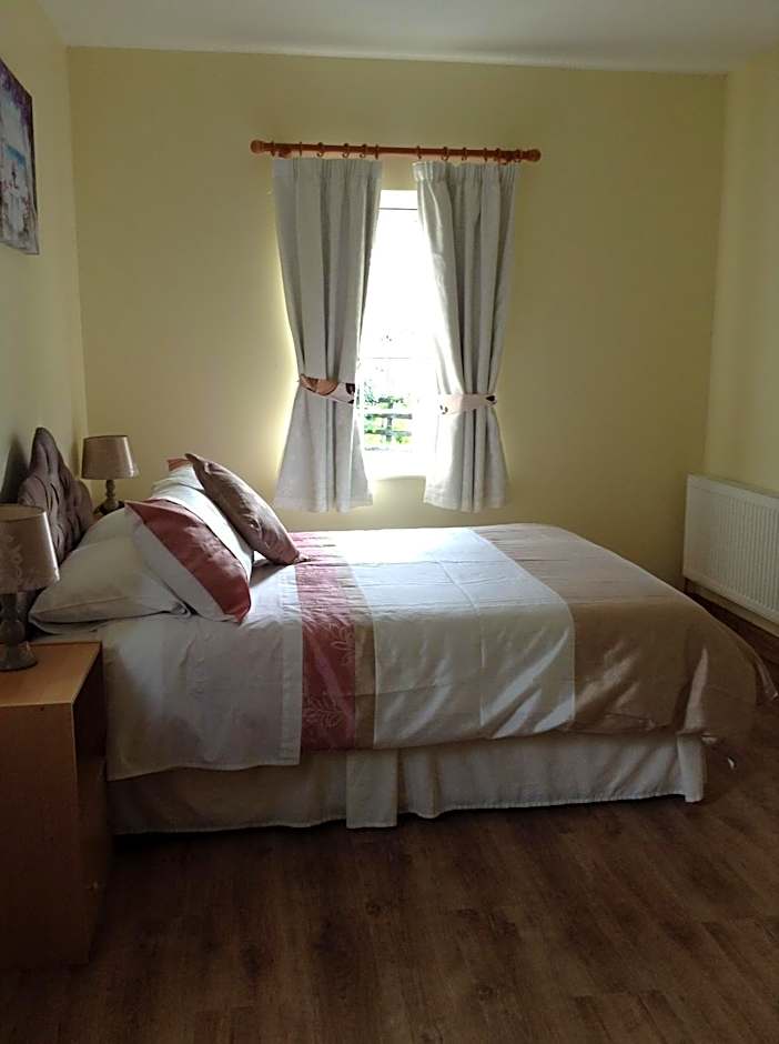 Deerpark Manor Bed and Breakfast