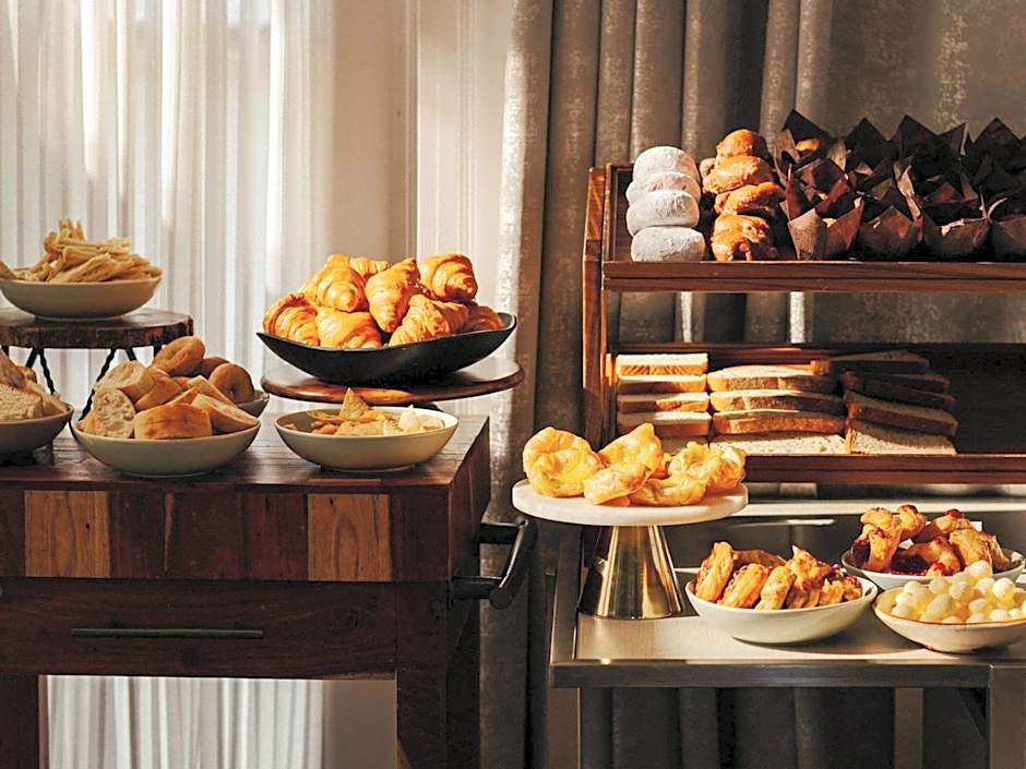 The Fairmont Hotel Macdonald