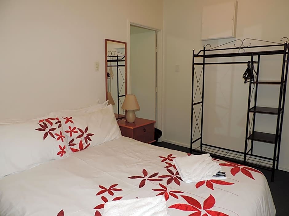 Waiheke Island Punga Lodge