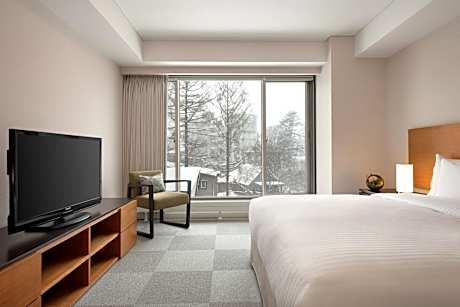 1 Bedroom Suite King Bed