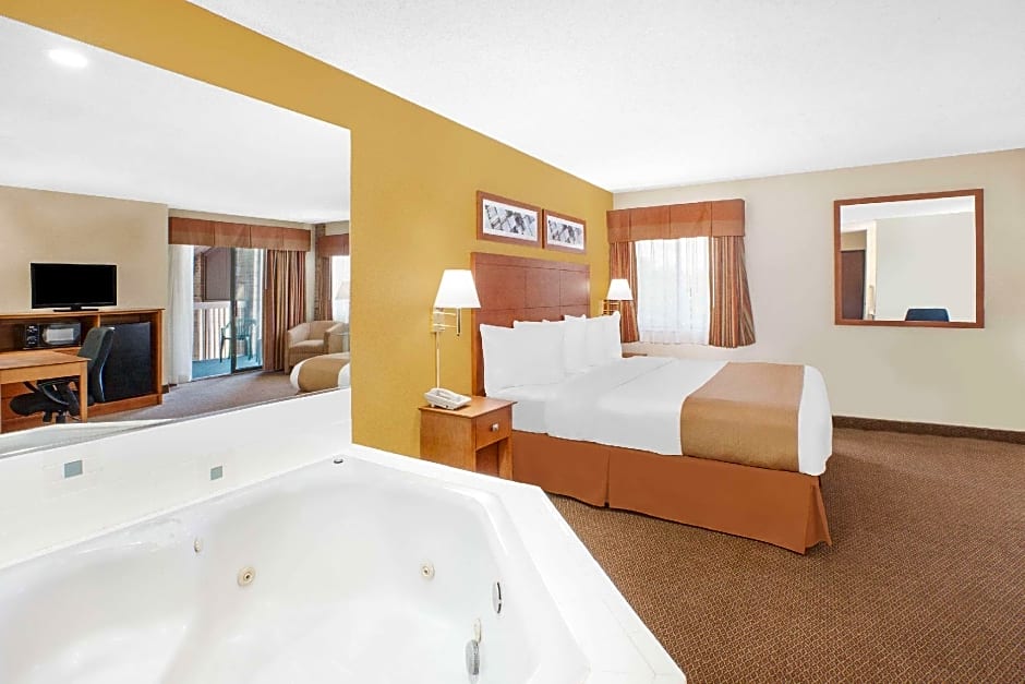 Baymont by Wyndham Port Huron