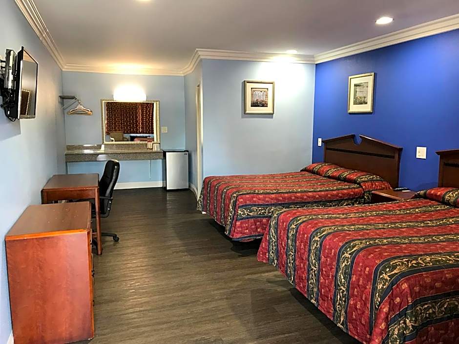 Fullerton Lodge