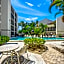 Siesta Key Beach - 2 Bedroom - 3 Beds - 3 Bathroom Duplex with Heated Swimming Pool