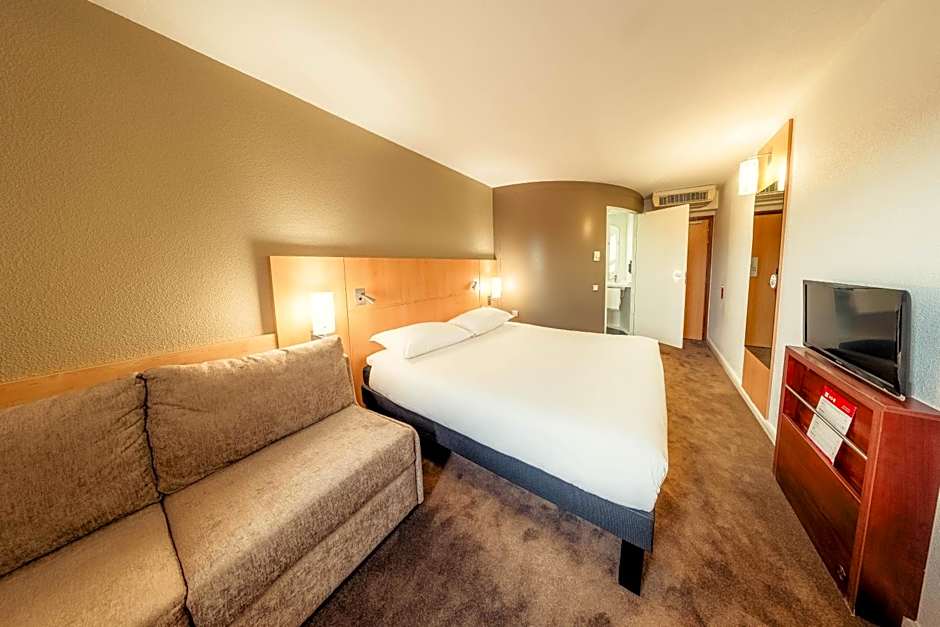 ibis London Luton Airport