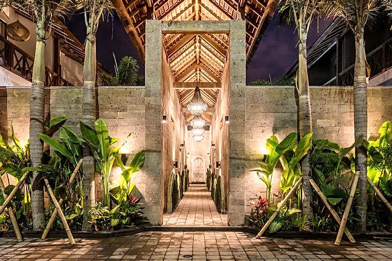 Nusantara Loft Ndao by Alfred in Bali
