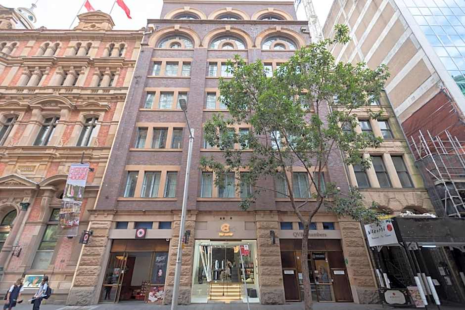 Sydney Hotel QVB