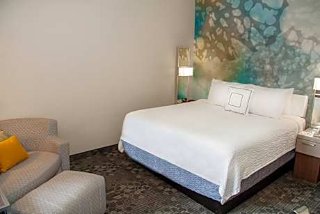 Room, 1 King Bed, Balcony