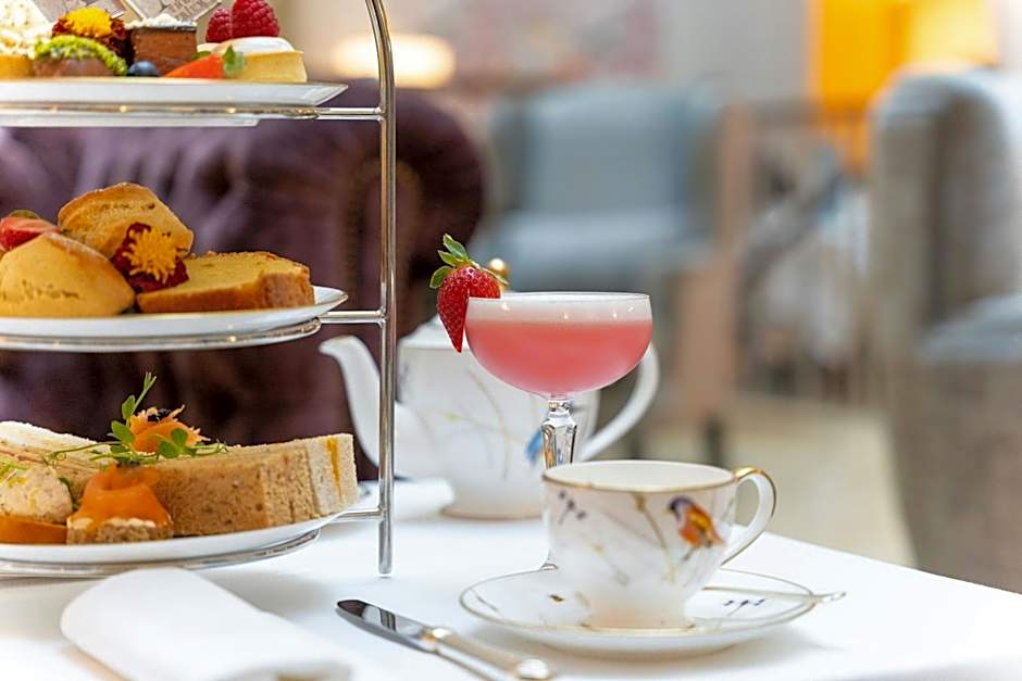 The College Green Dublin Hotel, Autograph Collection 