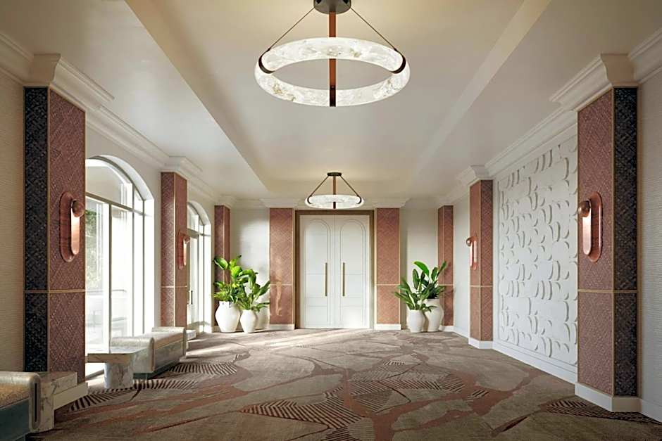 The Ritz-Carlton Naples, Tiburón