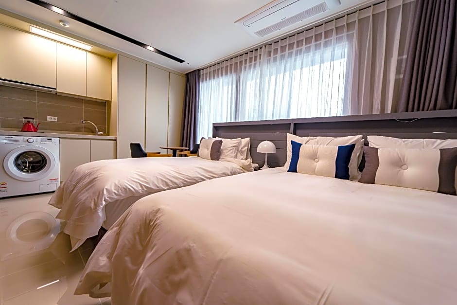 The BlueMark Hotel Sokcho