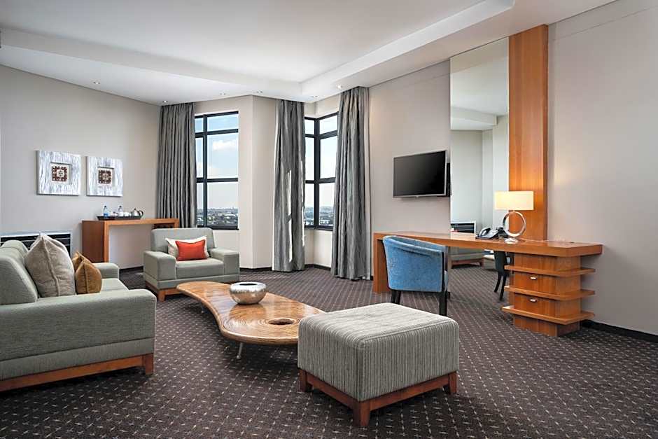 Premier Hotel O.R. Tambo