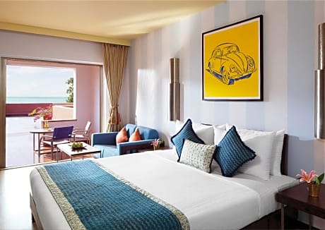 Deluxe Room Sea View with Sitout