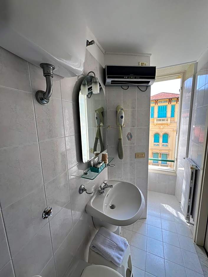 Hotel Petit Royal