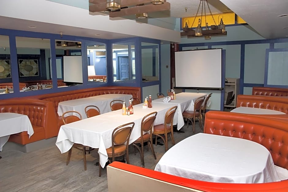 Keefers Inn King City