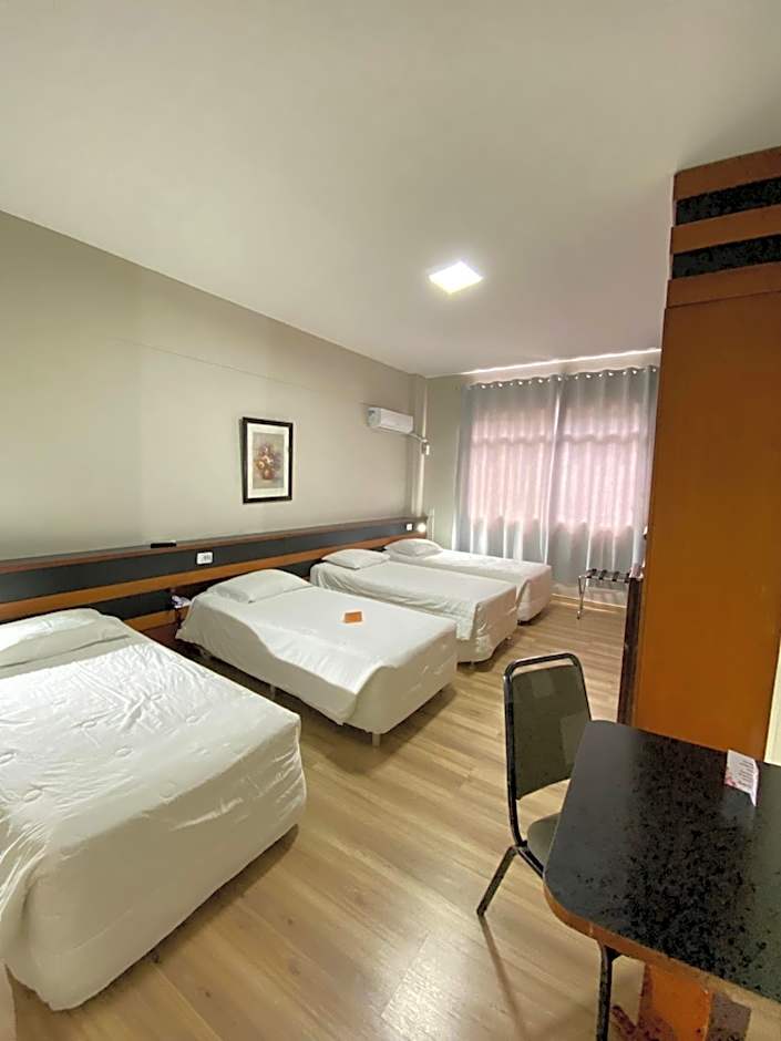 Photo 1 sur 2 de Quadruple Room