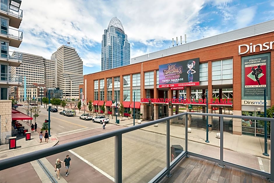 AC Hotel by Marriott Cincinnati at The Banks