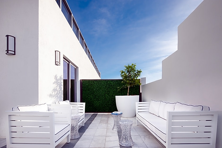 Gale South Beach, Curio Collection by Hilton