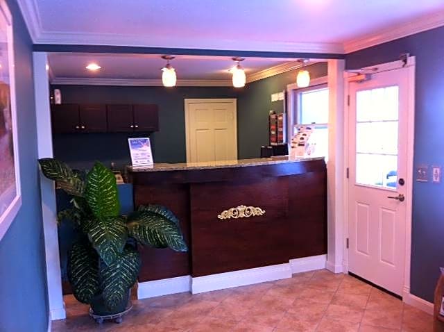 Americas Best Value Inn - Stonington