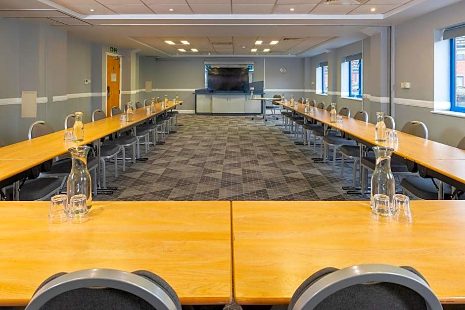 Holiday Inn Express Birmingham Airport NEC