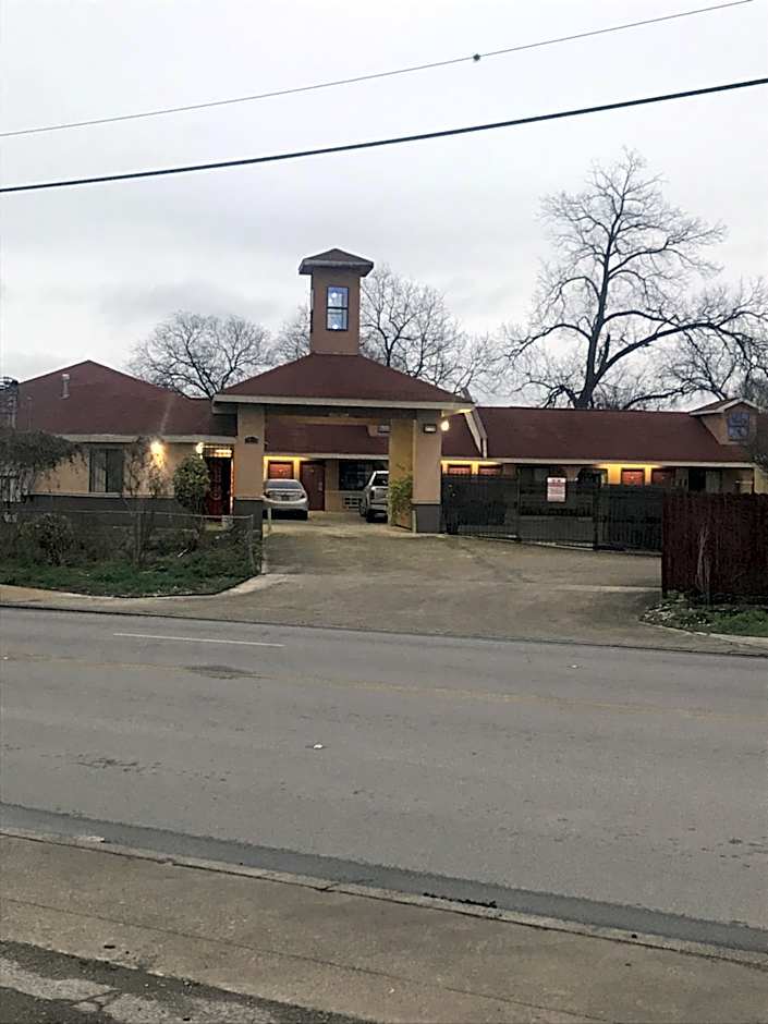 SouthTown S.A. Inn