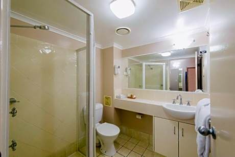 Deluxe Family Suite