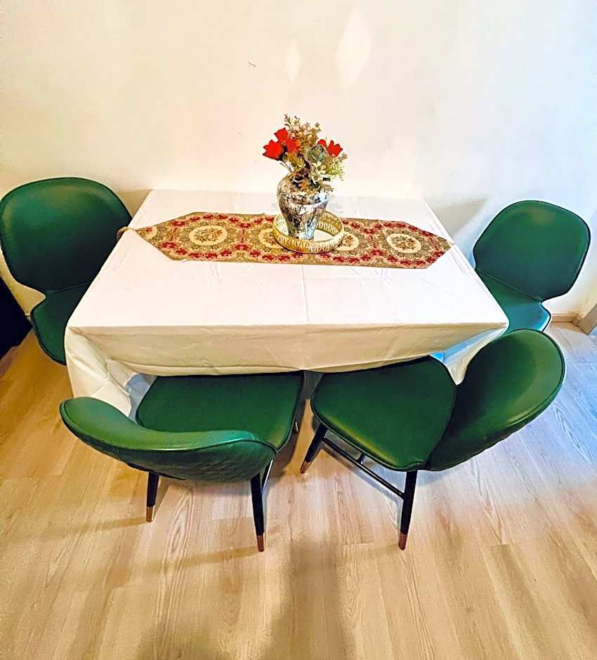 Jerusalem apartment center