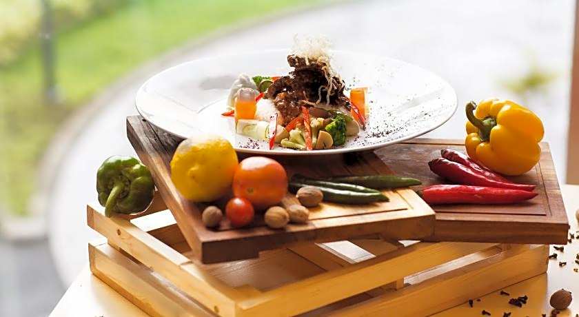 Harris Hotel And Conventions Bekasi