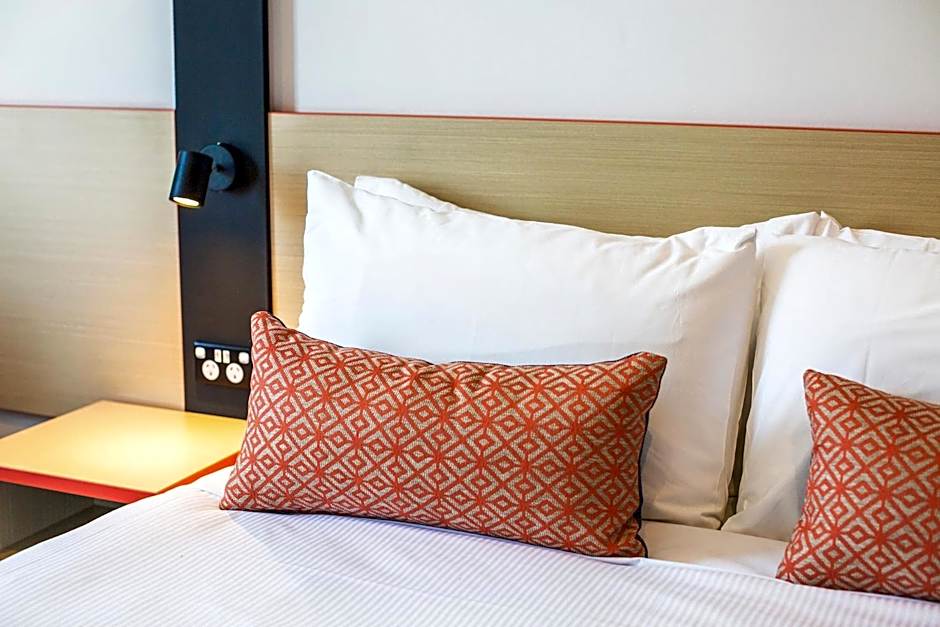 Nightcap at Regents Park Hotel